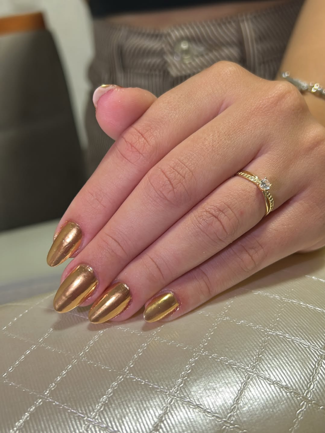 Elegância dourada